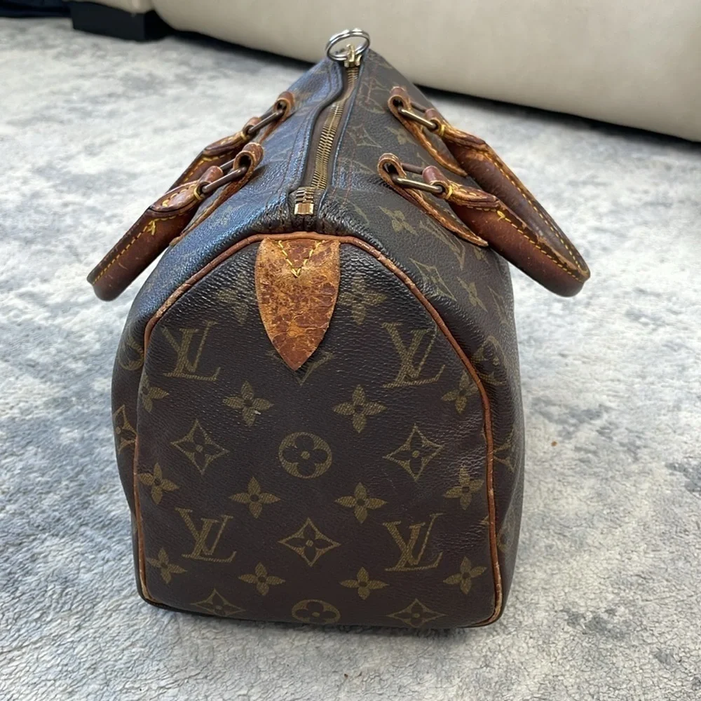 Louis Vuitton Monogram Speedy 25 Hand Bag Classic Designer Brown Tan
